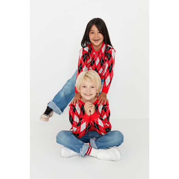 Trendyol Trendyol Red Diamond Patterned Girl Knitwear Family Combination Sweater