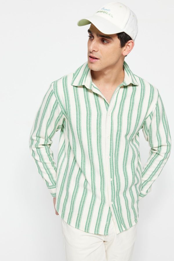 Trendyol Trendyol Shirt - Green - Relaxed fit