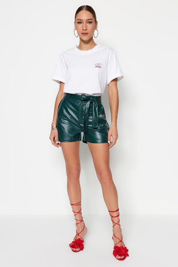 Trendyol Trendyol Shorts - Green - High Waist