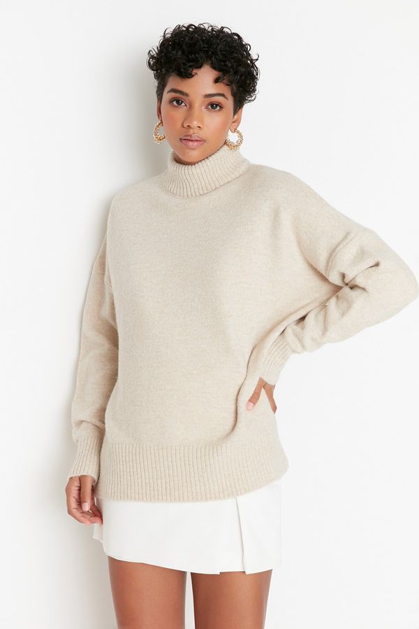 Trendyol Trendyol Sweater - Beige - Oversize