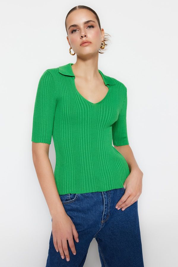 Trendyol Trendyol Sweater - Green - Slim fit