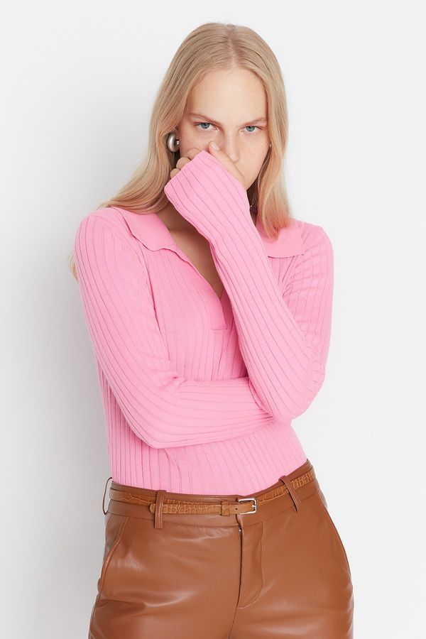 Trendyol Trendyol Sweater - Pink - Slim fit