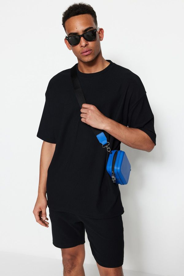 Trendyol Trendyol T-Shirt - Black - Oversize