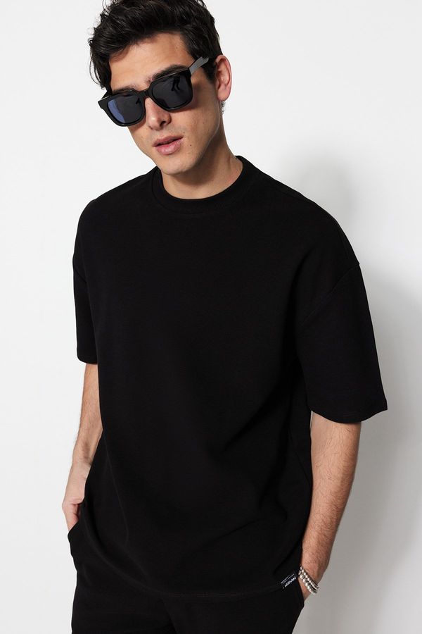 Trendyol Trendyol T-Shirt - Black - Oversize