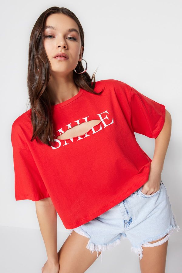 Trendyol Trendyol T-Shirt - Red - Relaxed fit