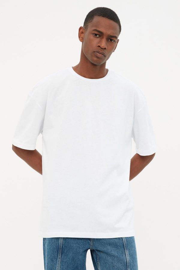 Trendyol Trendyol T-Shirt - White - Regular fit
