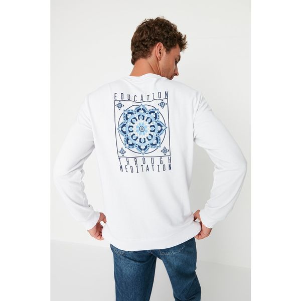 Trendyol Trendyol White Men Regular Fit Crew Neck Printed Sweatshirt