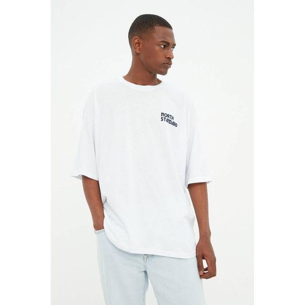 Trendyol Trendyol White Men's Oversize Fit Crew Neck Short Sleeve Printed T-Shirt