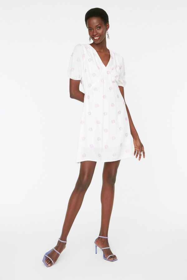 Trendyol Trendyol White V-Neck Dress