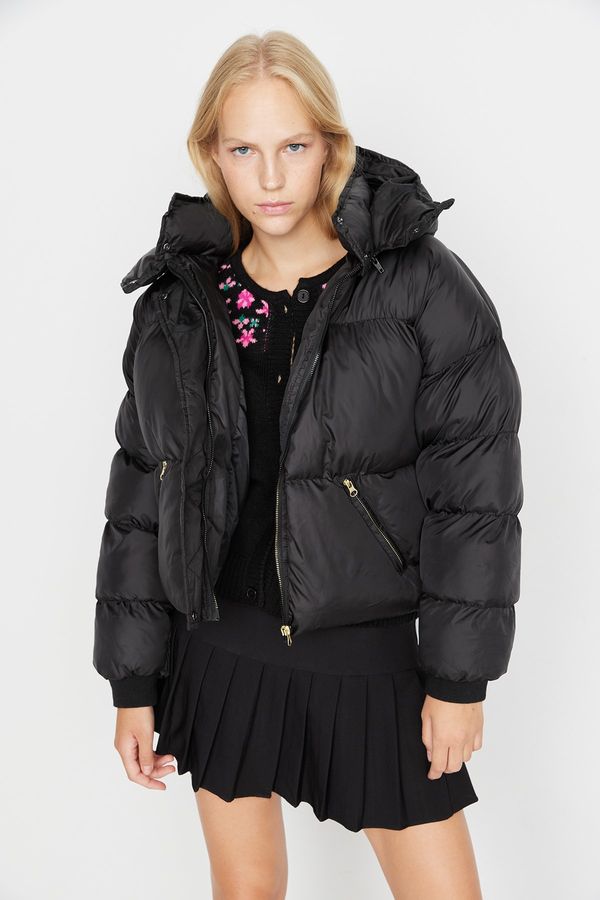 Trendyol Trendyol Winter Jacket - Black - Basic