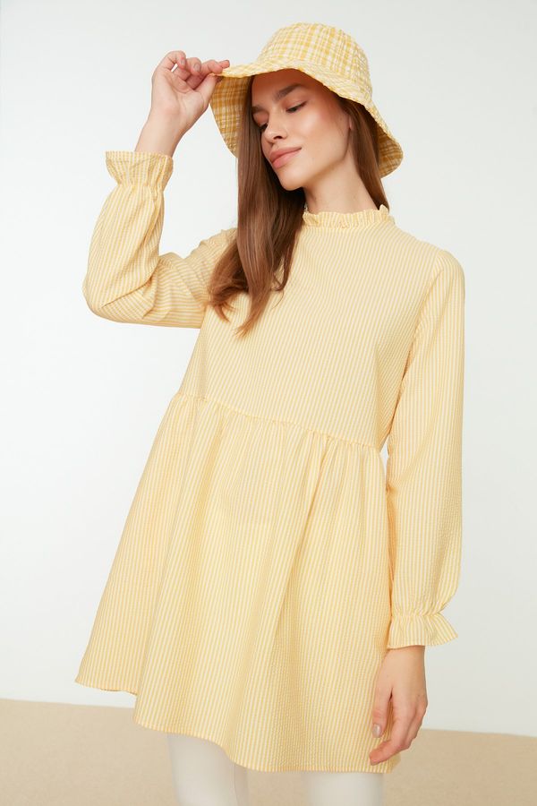 Trendyol Trendyol Yellow Stand-Up Collar Ruffle Detailed Tunic