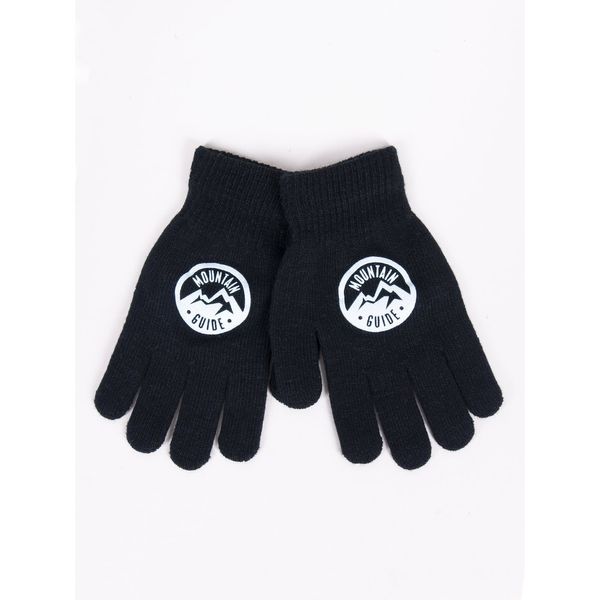Yoclub Yoclub Kids's Boys' Five-Finger Gloves RED-0012C-AA5A-017